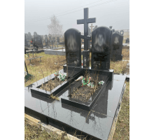 Двойной памятник 101
