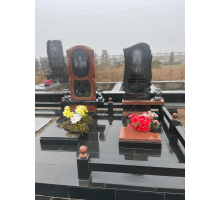 Двойной памятник 106