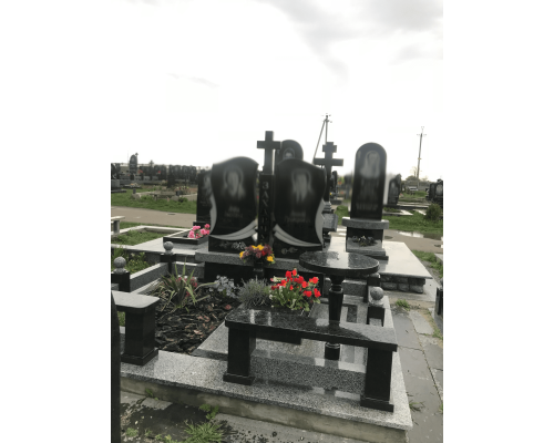 Двойной памятник 11 Двойной памятник 11