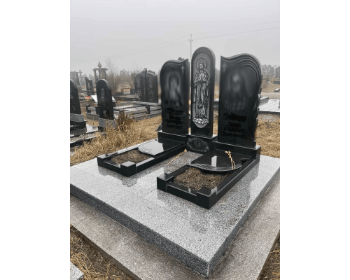 Двойной памятник 111 Двойной памятник 111