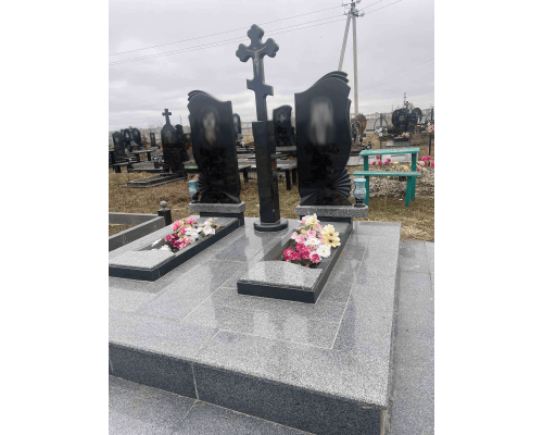 Двойной памятник 20 Двойной памятник 20