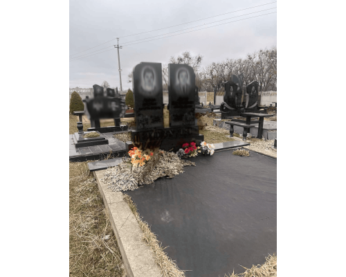 Двойной памятник 26 Двойной памятник 26