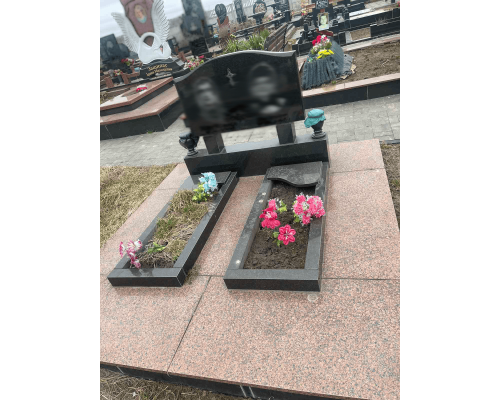 Двойной памятник 28 Двойной памятник 28