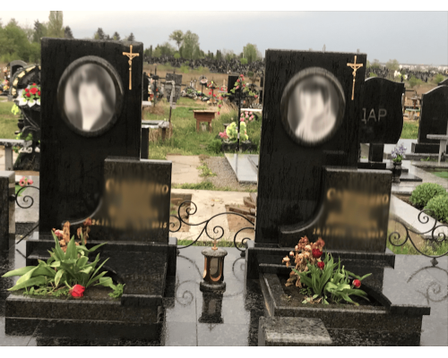 Подвійний пам'ятник 31 Подвійний пам'ятник 31