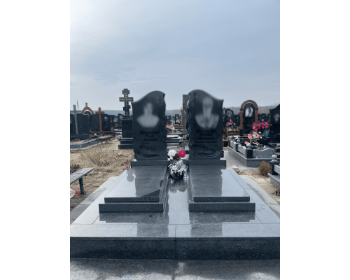Подвійний пам'ятник 37 Подвійний пам'ятник 37