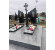 Подвійний пам'ятник 57