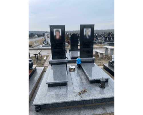 Подвійний пам'ятник 72 Подвійний пам'ятник 72