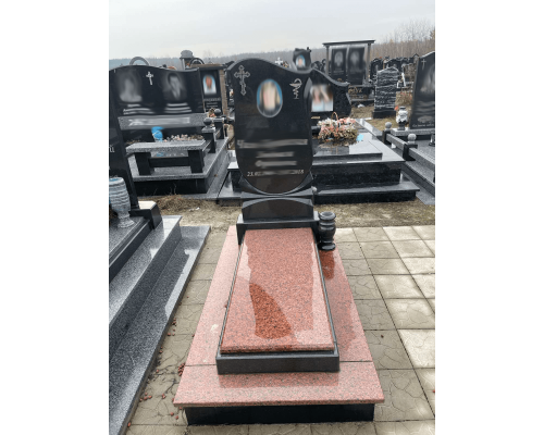 Одинарний пам'ятник 22 Одинарний пам'ятник 22