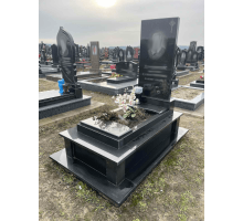 Одинарний пам'ятник 24