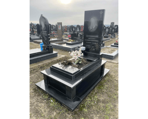 Одинарный памятник 24 Одинарный памятник 24