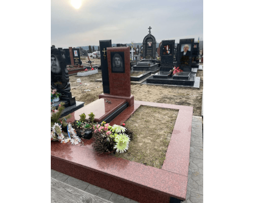 Одинарний пам'ятник 28 Одинарний пам'ятник 28