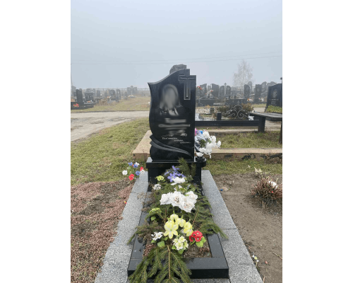 Одинарный памятник 36 Одинарный памятник 36