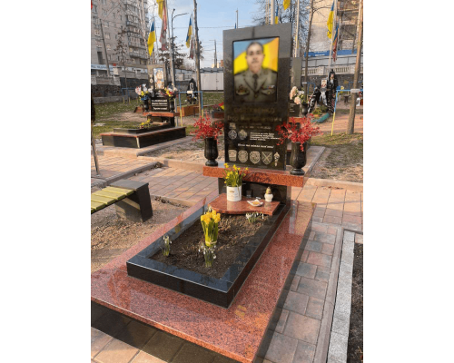Пам'ятник для військових 08 Пам'ятник для військових 08