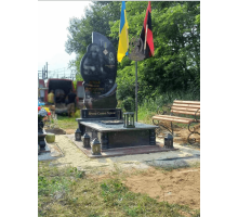 Пам'ятник для військових 09