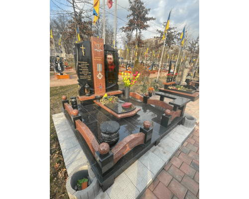 Пам'ятник для військових 11 Пам'ятник для військових 11