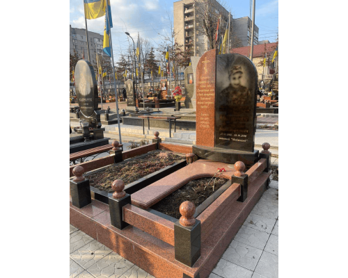 Пам'ятник для військових 23 Пам'ятник для військових 23