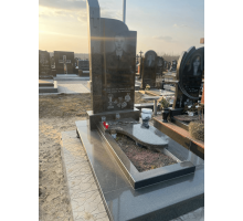 Пам'ятник для військових 24