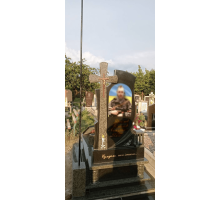 Пам'ятник для військових 48