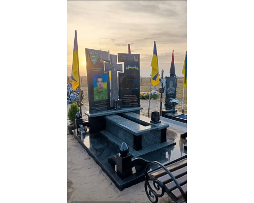 Пам'ятник для військових 51 Пам'ятник для військових 51