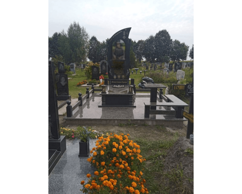 Пам'ятник для військових 56 Пам'ятник для військових 56