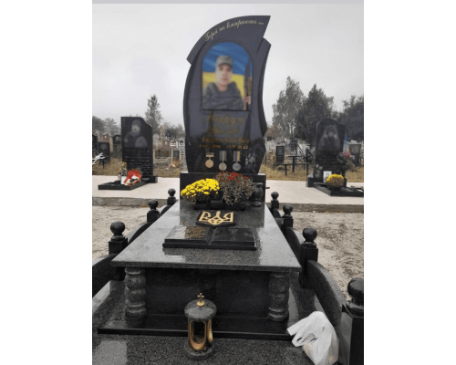Пам'ятник для військових 67 Пам'ятник для військових 67