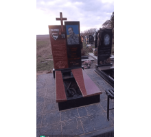 Пам'ятник для військових 72