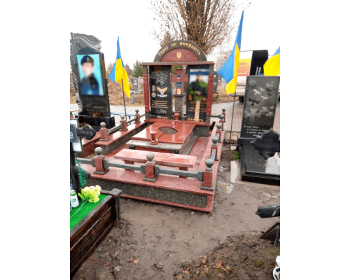 Пам'ятник для військових 73 Пам'ятник для військових 73
