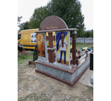 Пам'ятник для військових 76