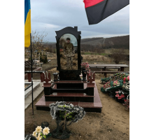 Пам'ятник для військових 80