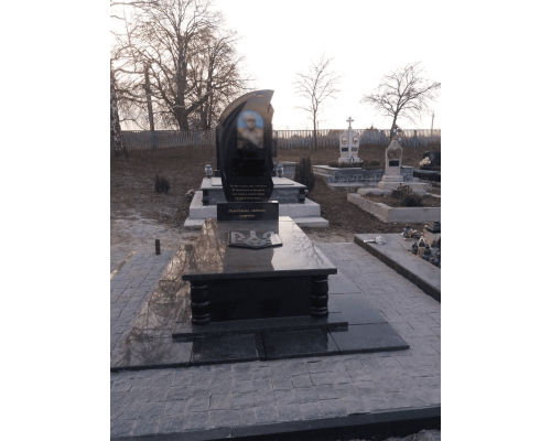 Пам'ятник для військових 82 Пам'ятник для військових 82