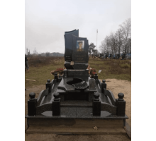 Пам'ятник для військових 88